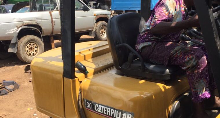 3 Tons CAT Forklift